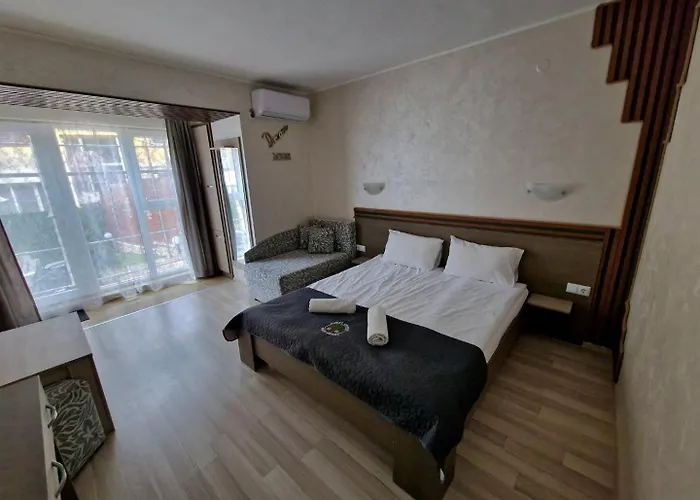 Simon Πανσιόν